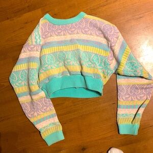 Pastel vintage cropped sweater